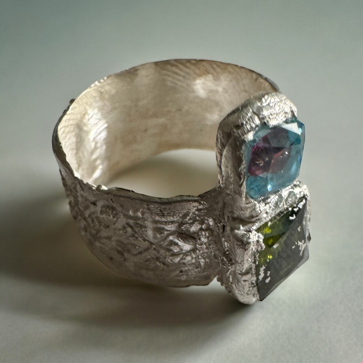 Ring